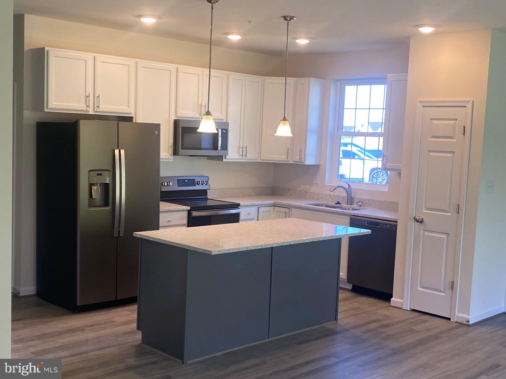 FREEDOM HILLS - Residential