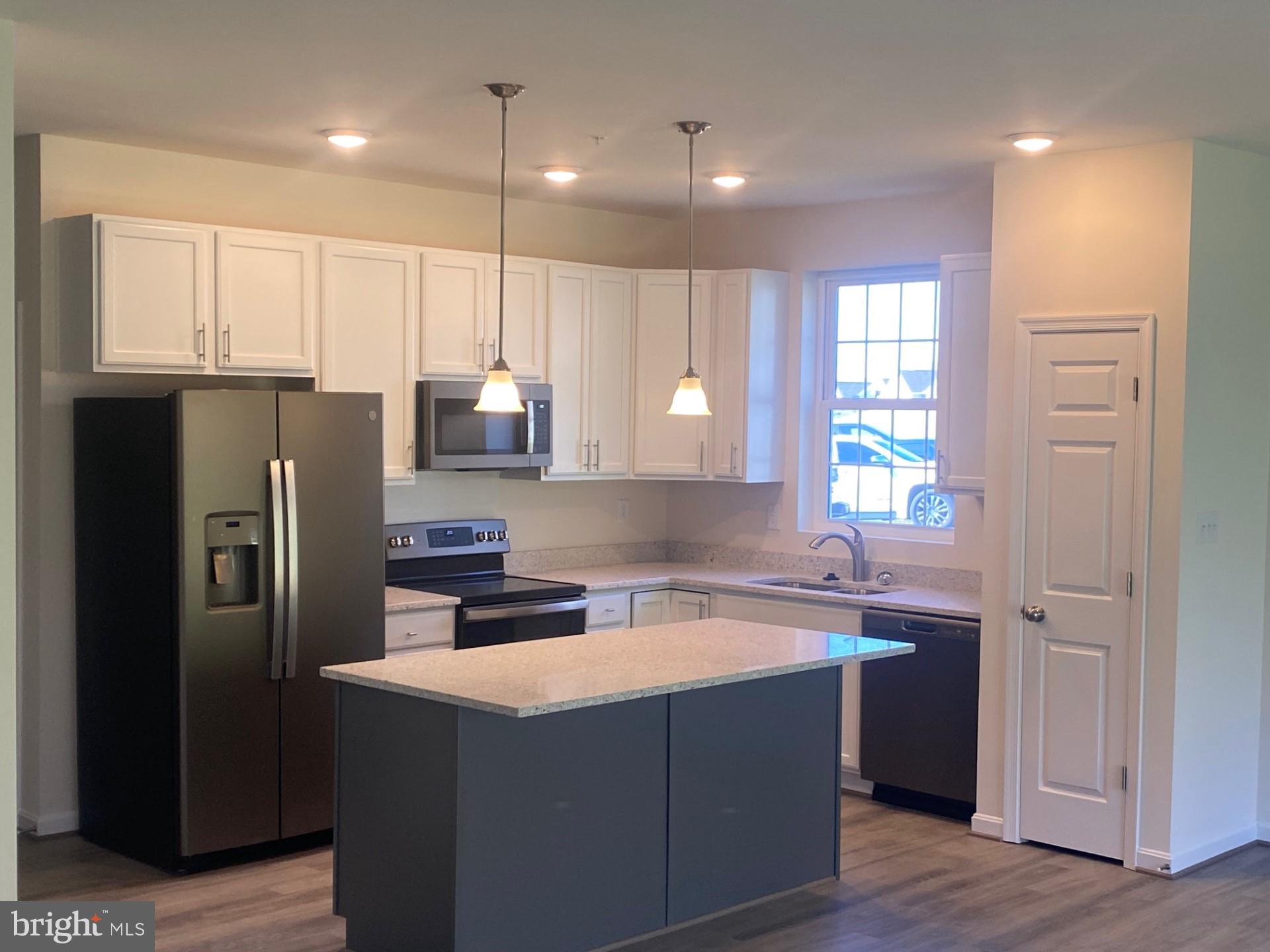 FREEDOM HILLS - Residential