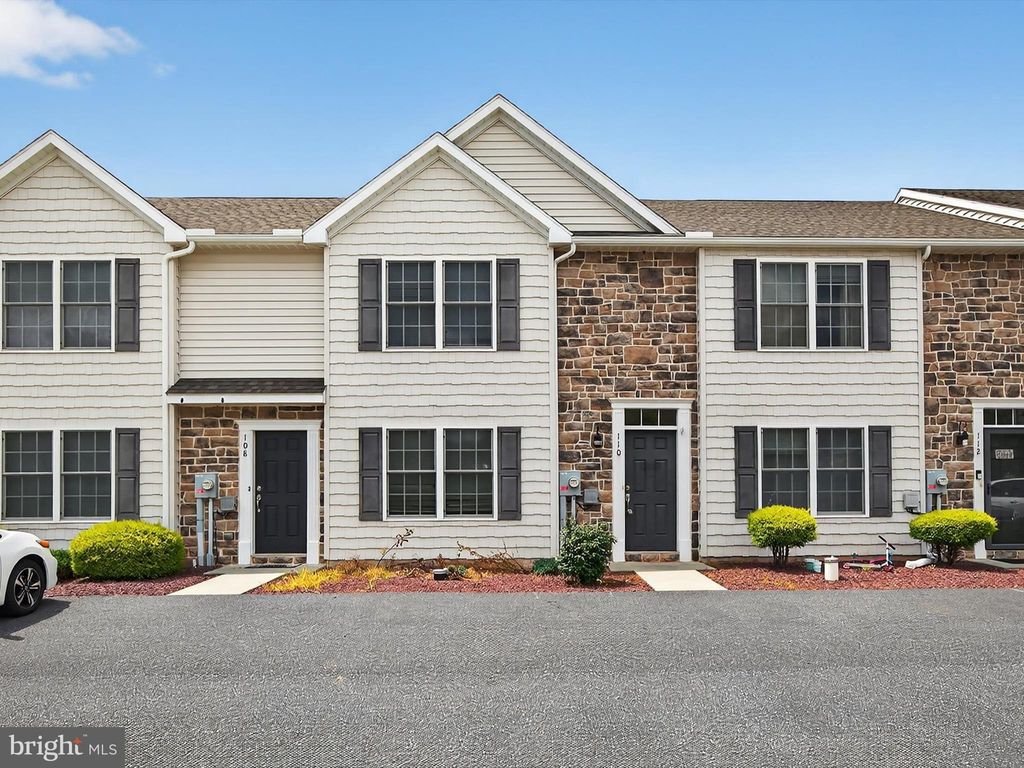 Photo of 110 Redstone Drive, DENVER, PA 17517 (MLS # PALA2073250)