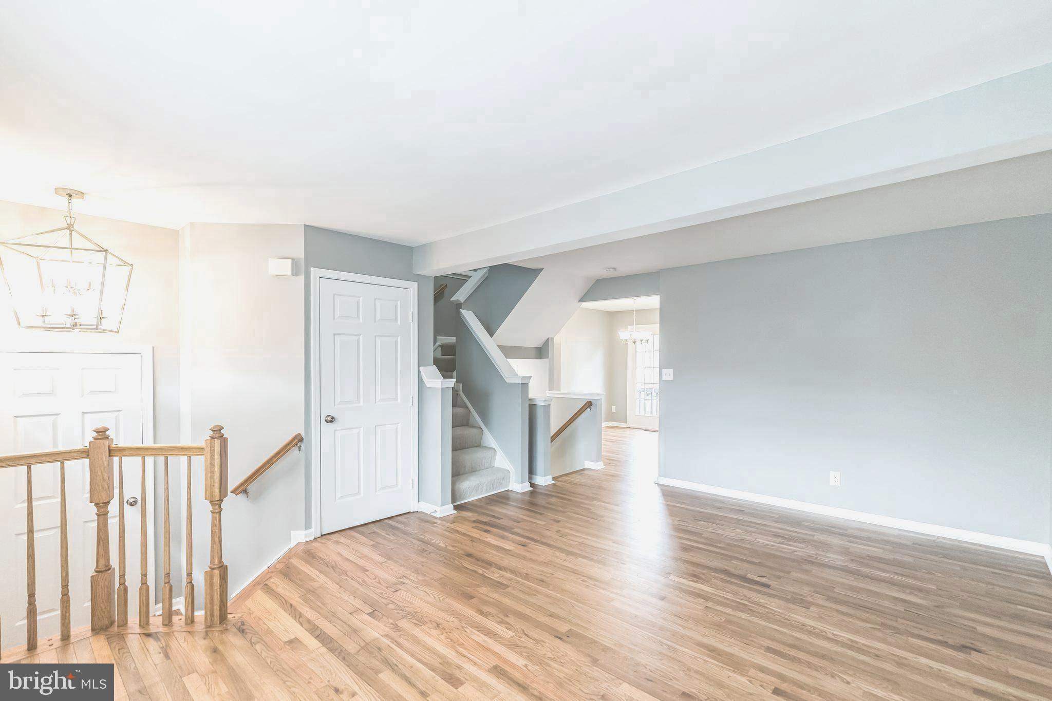 MAPLE POINTE - Residential