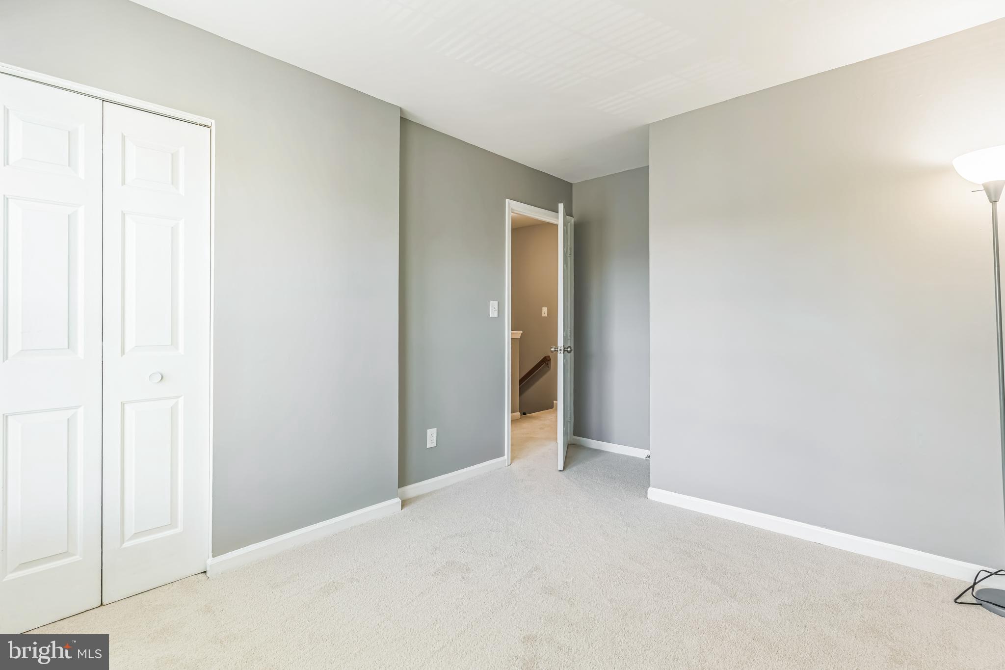 MAPLE POINTE - Residential