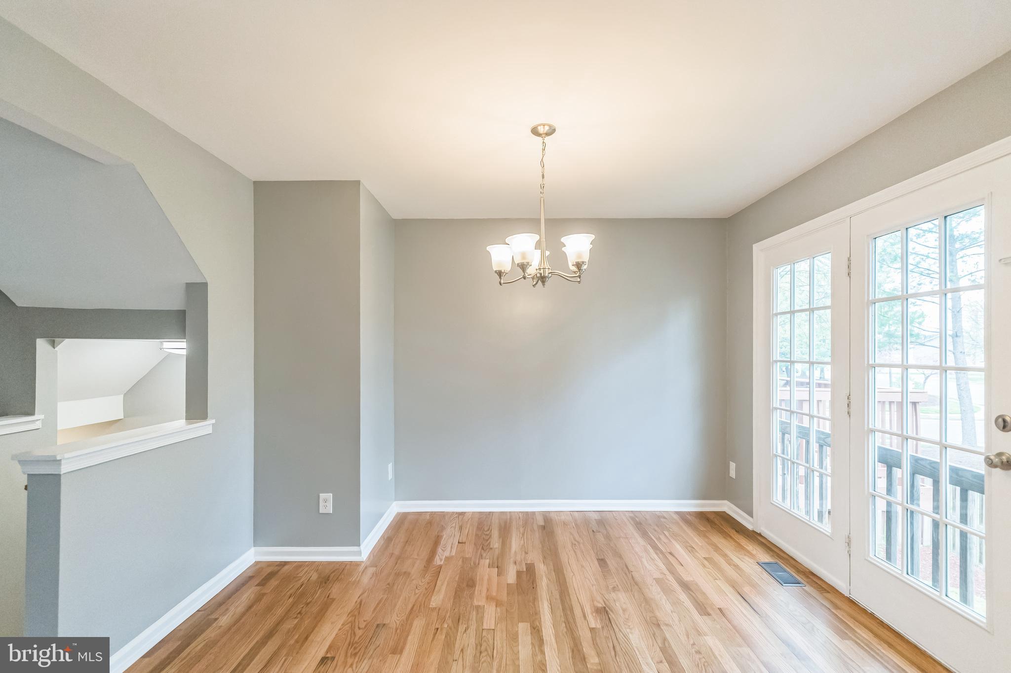 MAPLE POINTE - Residential