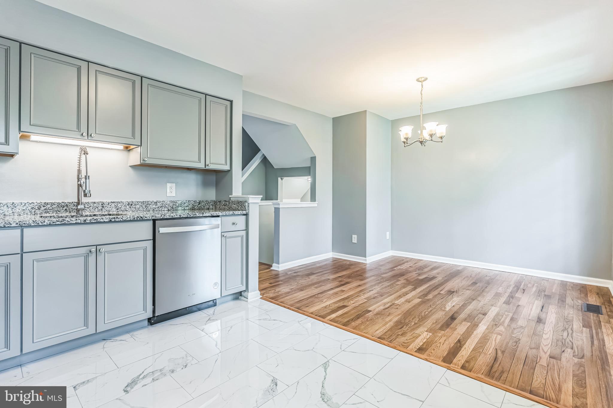 MAPLE POINTE - Residential