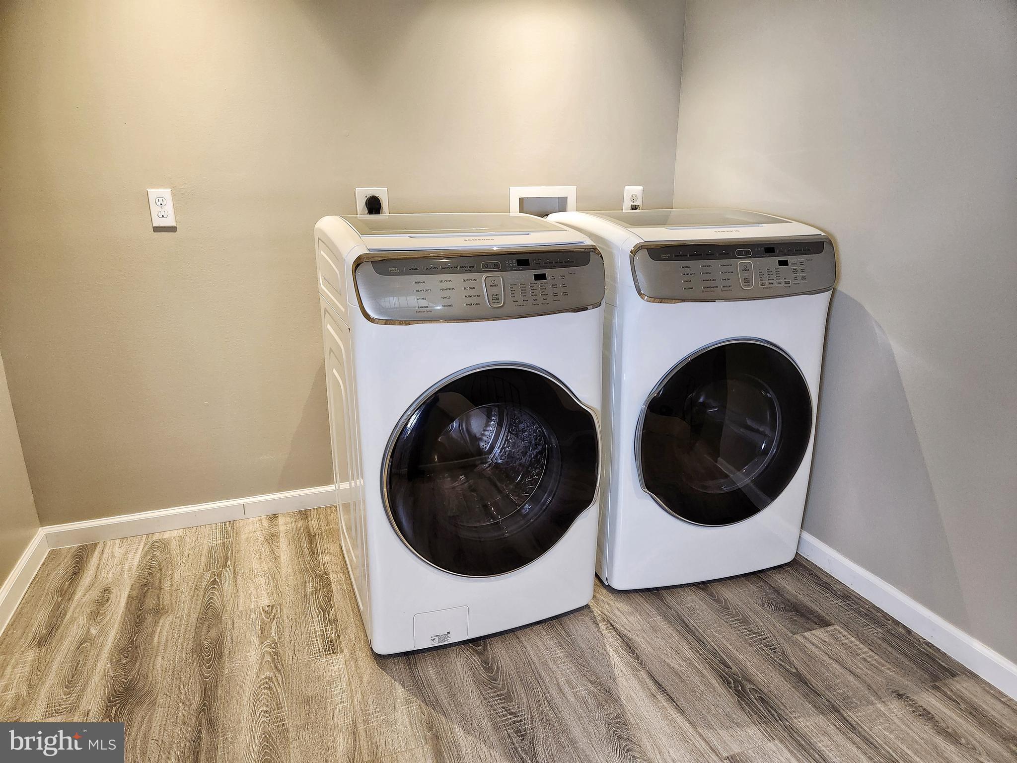 BRISTOW VILLAGE - Residential Lease