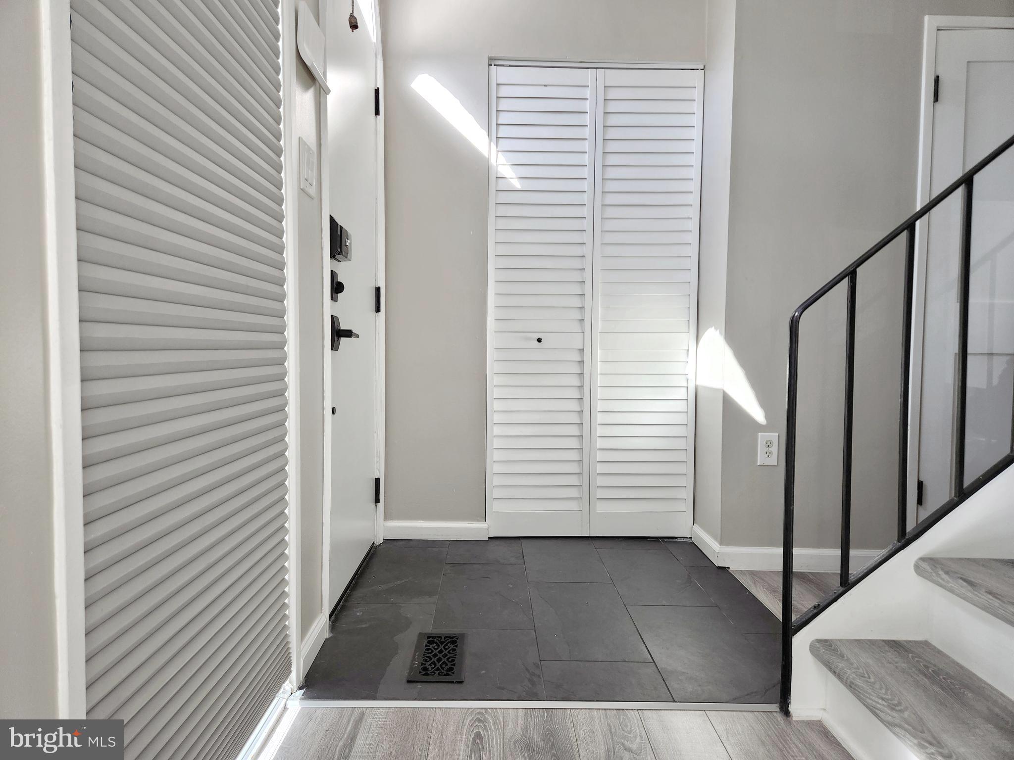 BRISTOW VILLAGE - Residential Lease