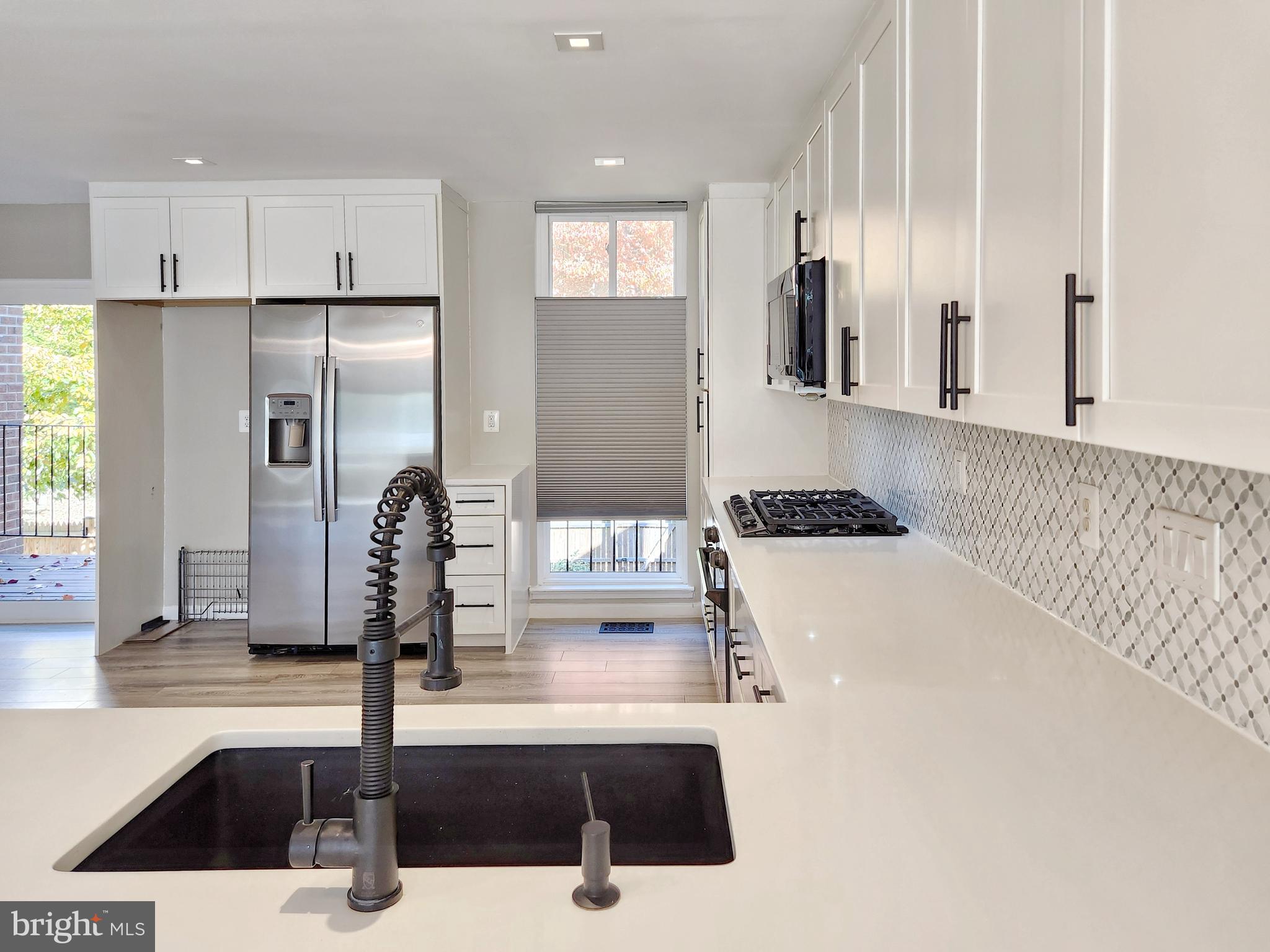 BRISTOW VILLAGE - Residential Lease