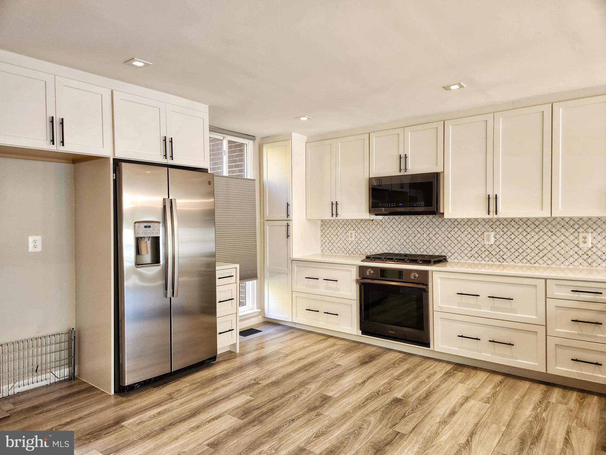 BRISTOW VILLAGE - Residential Lease