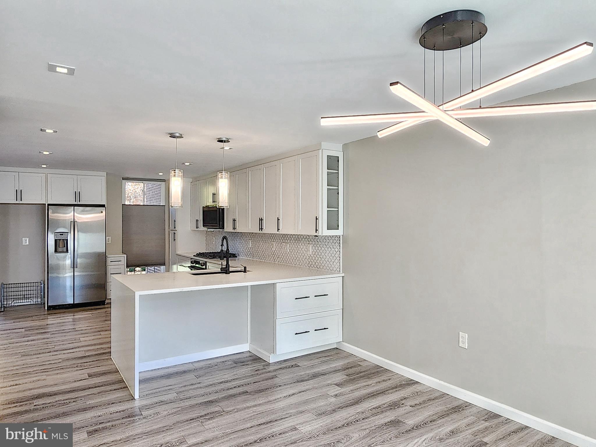 BRISTOW VILLAGE - Residential Lease