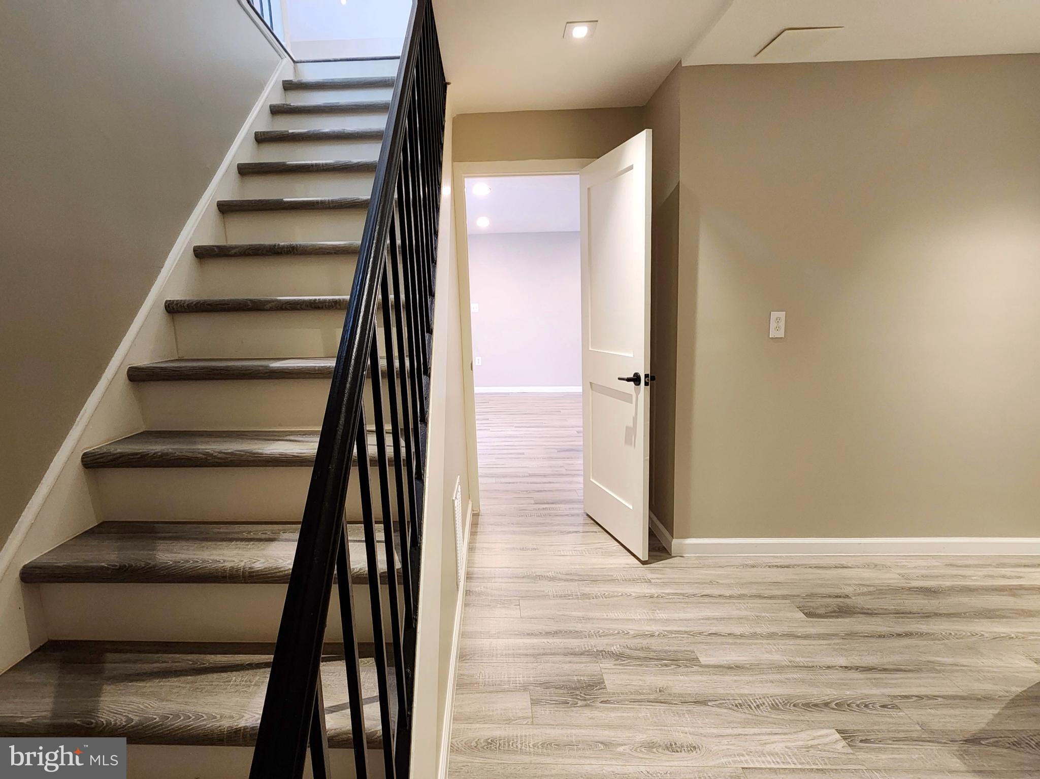 BRISTOW VILLAGE - Residential Lease