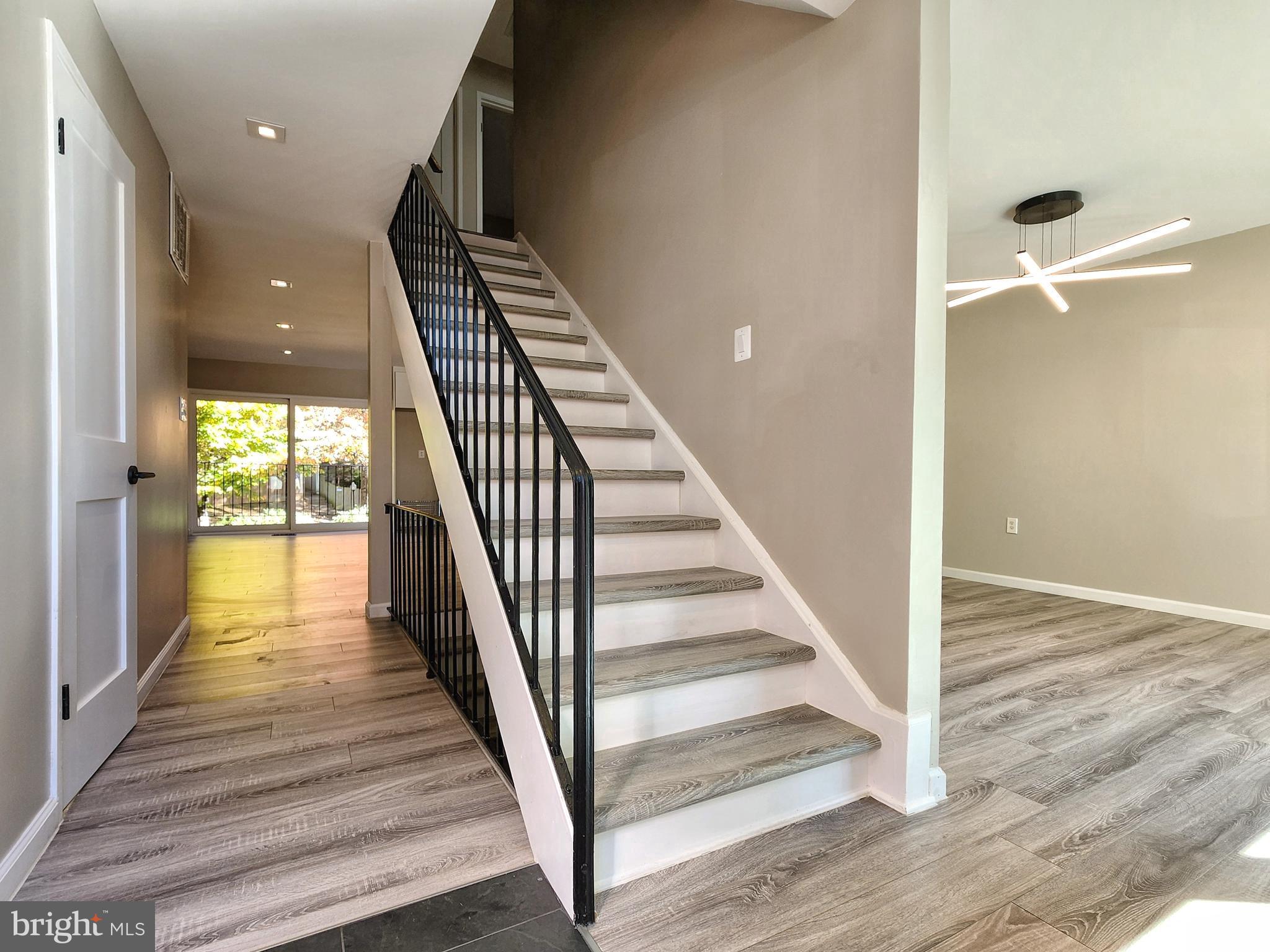 BRISTOW VILLAGE - Residential Lease