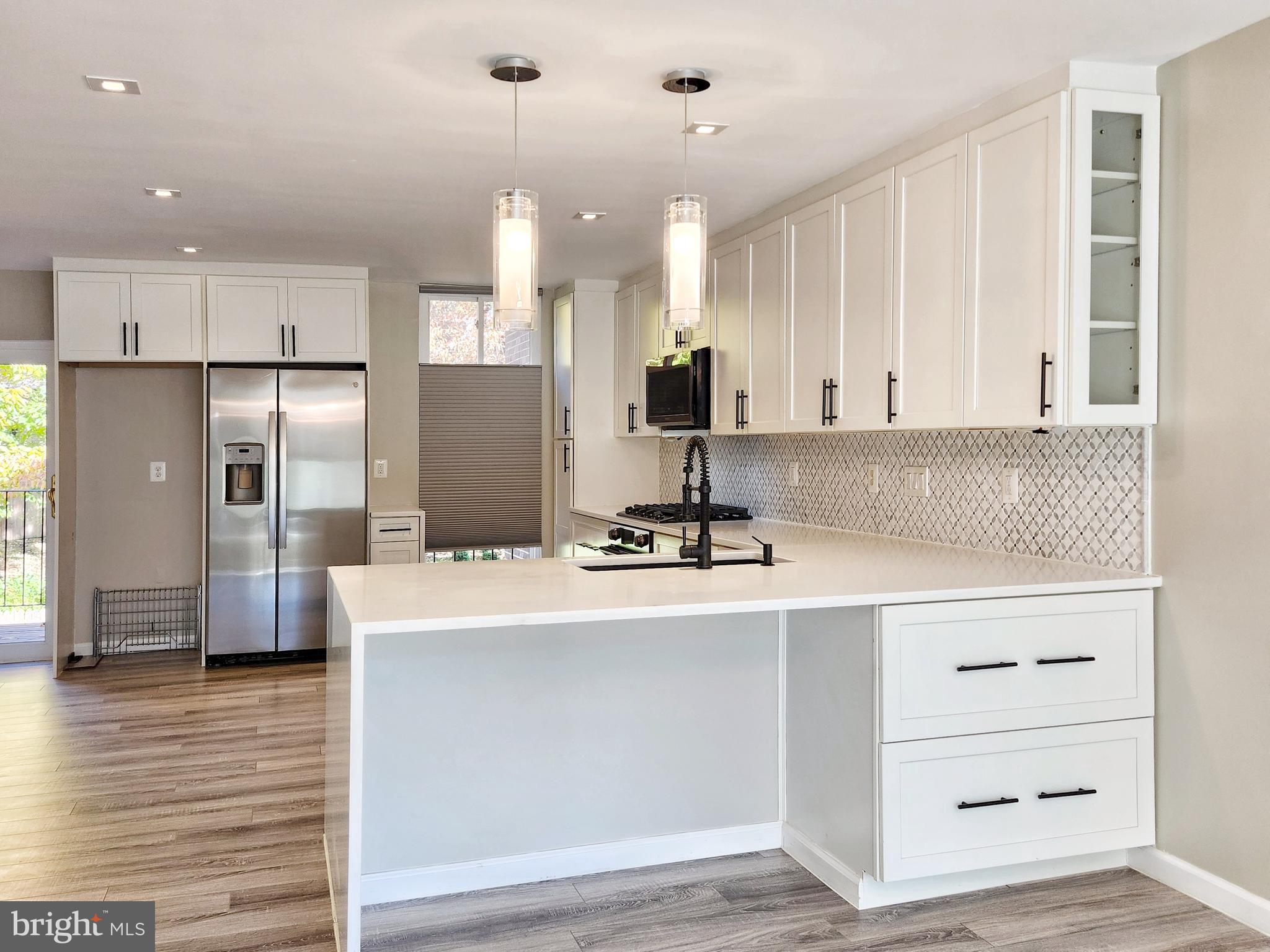 BRISTOW VILLAGE - Residential Lease