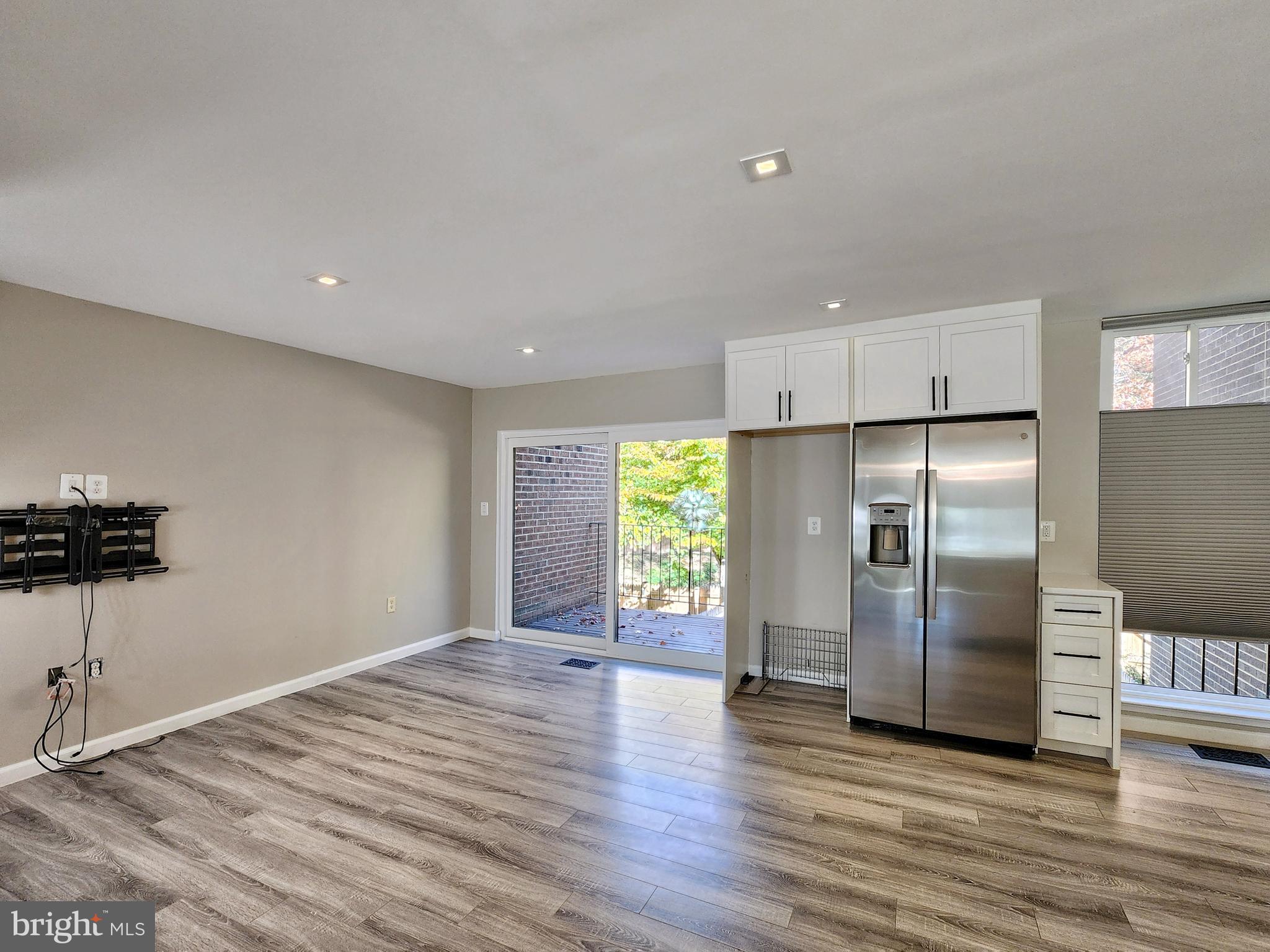 BRISTOW VILLAGE - Residential Lease