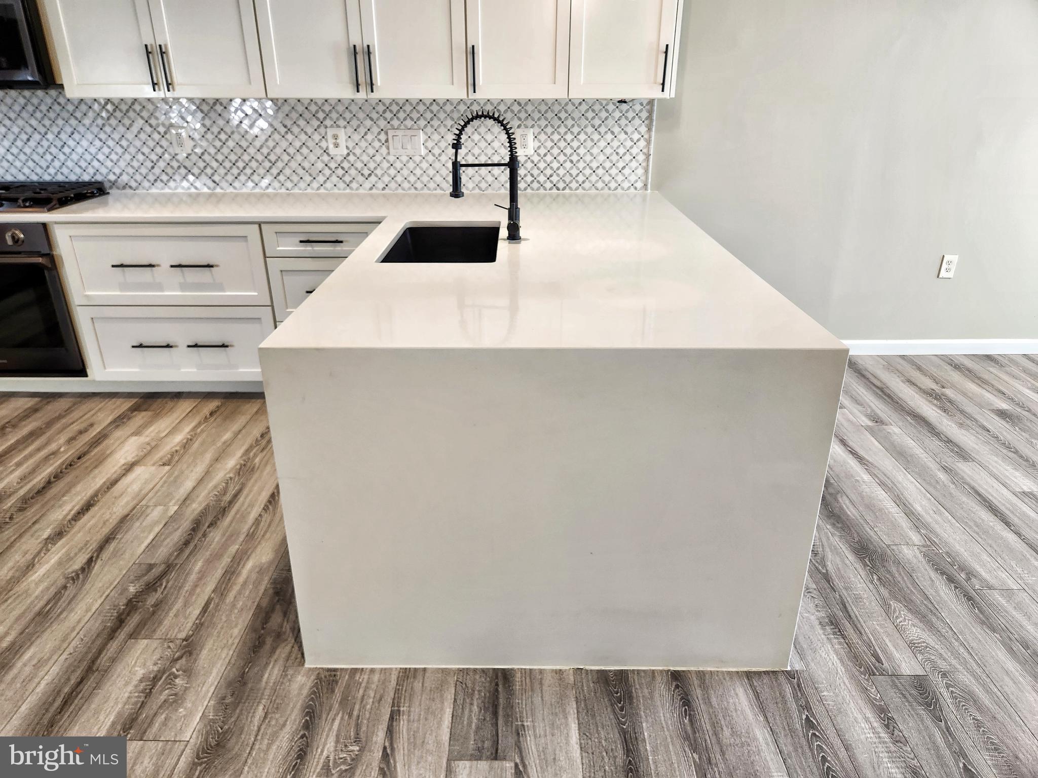 BRISTOW VILLAGE - Residential Lease