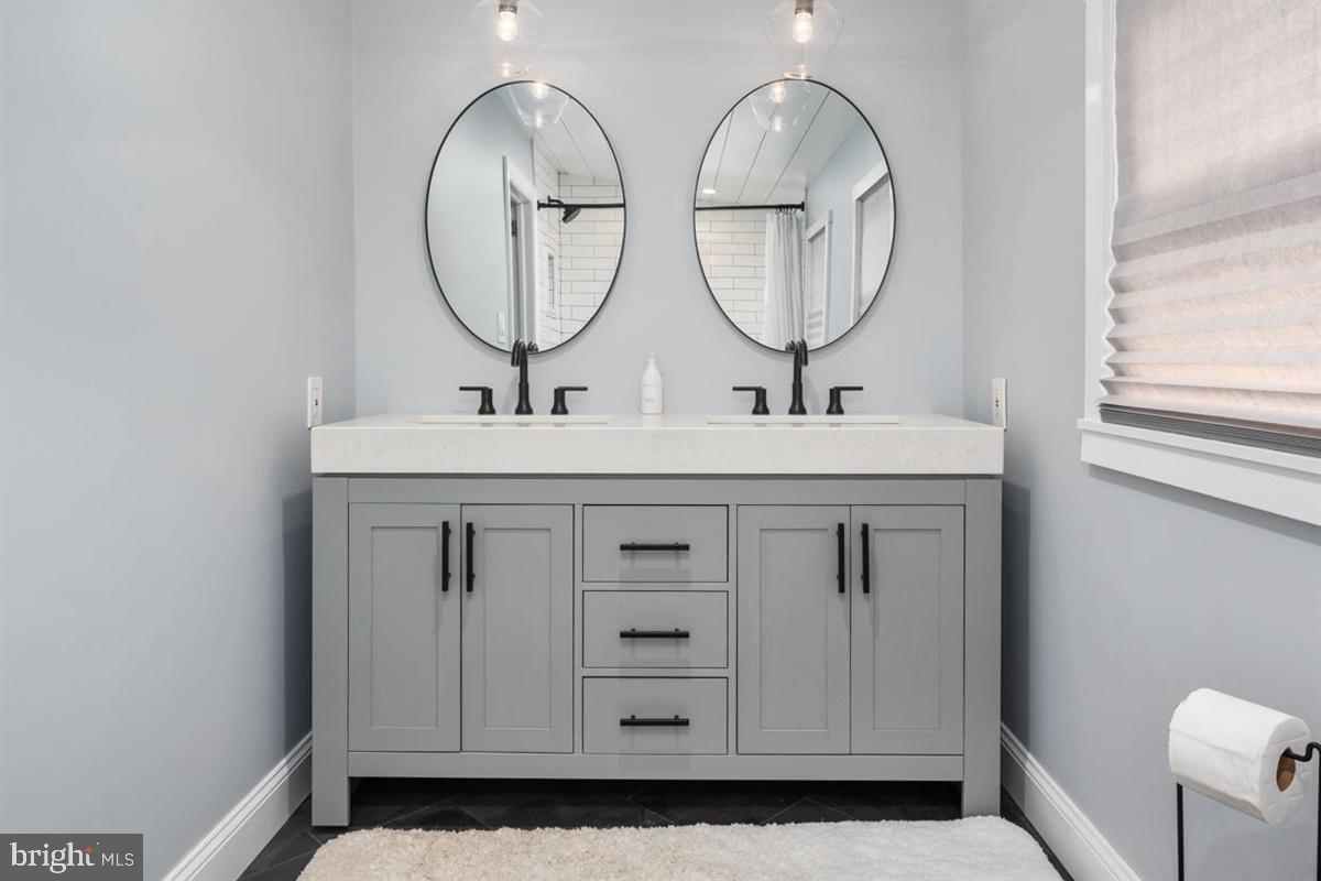 SYLVAN SHORES - Residential