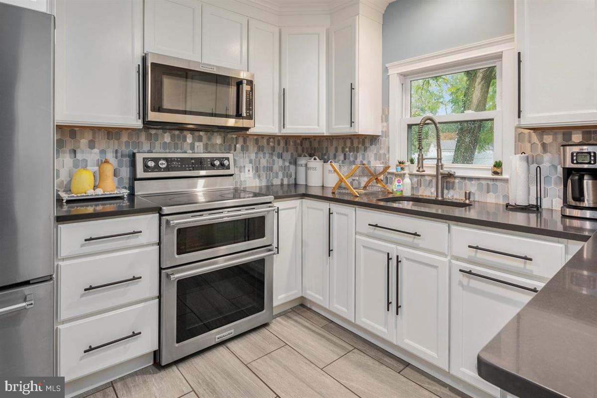 SYLVAN SHORES - Residential