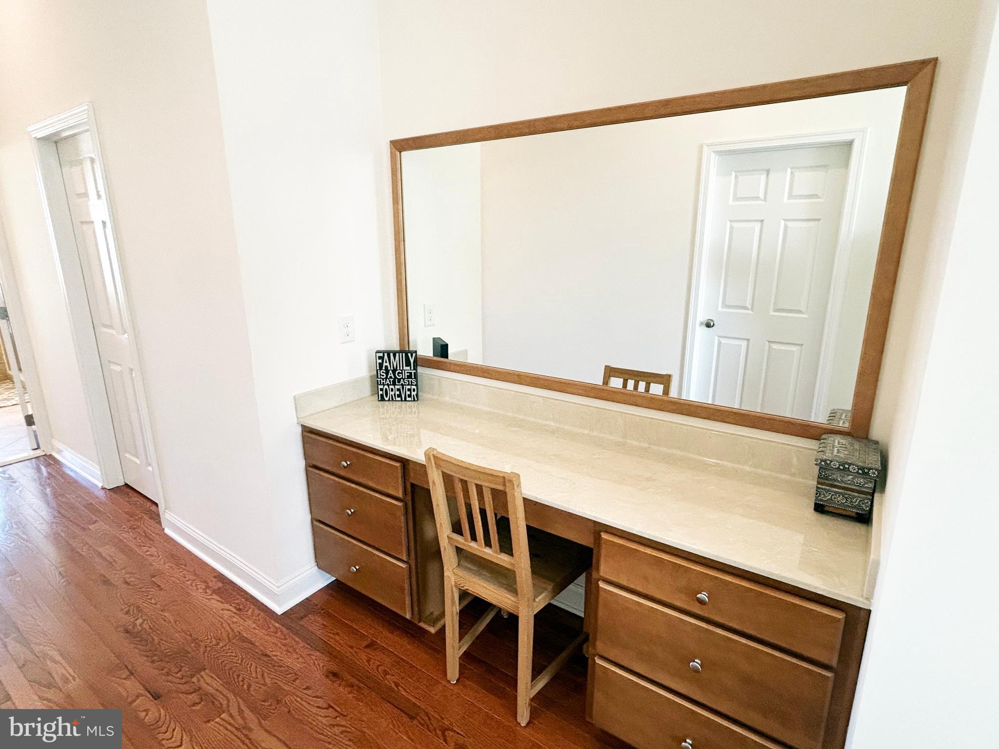 WARRINGTON GLEN - Residential