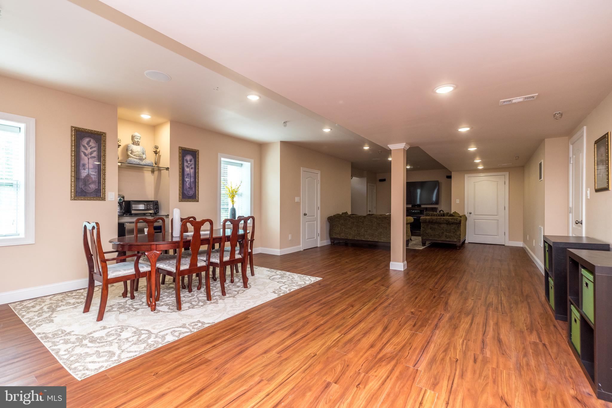 WARRINGTON GLEN - Residential