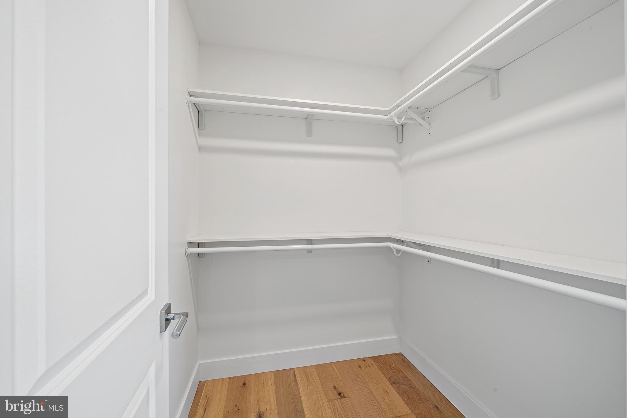 BRYN MAWR - Residential