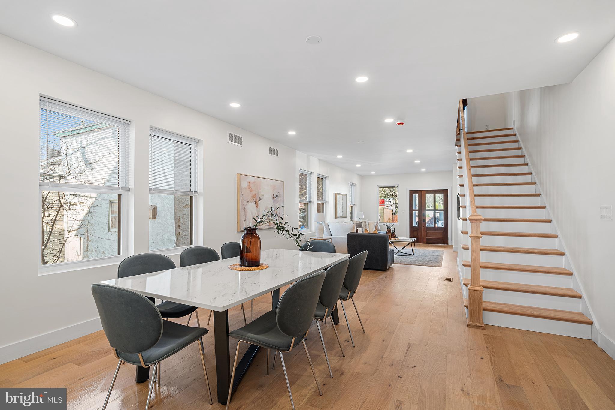 BRYN MAWR - Residential