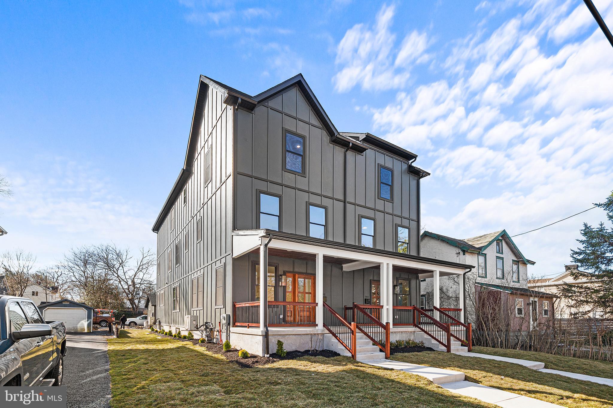 BRYN MAWR - Residential