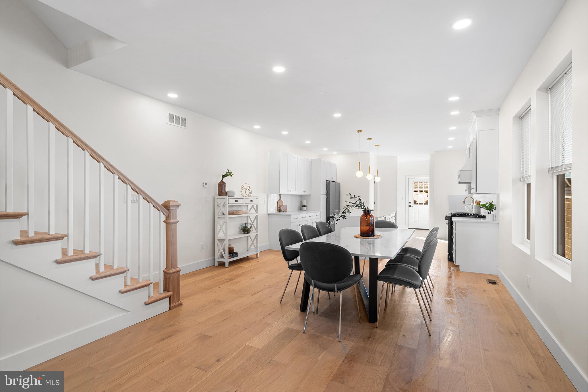 BRYN MAWR - Residential