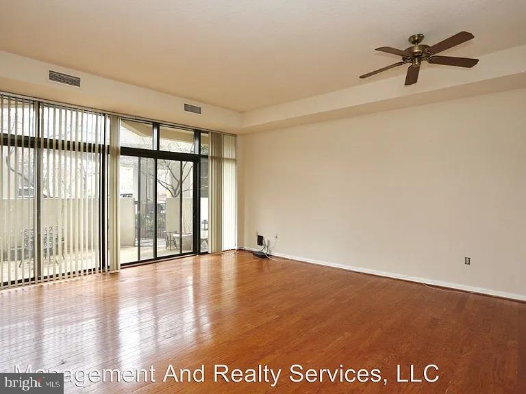 1530 KEY BOULEVARD N 104