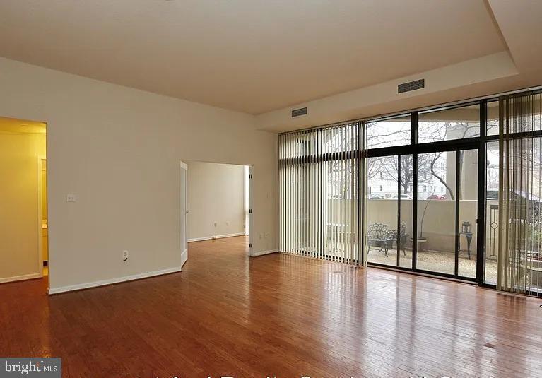 1530 KEY BOULEVARD N 104