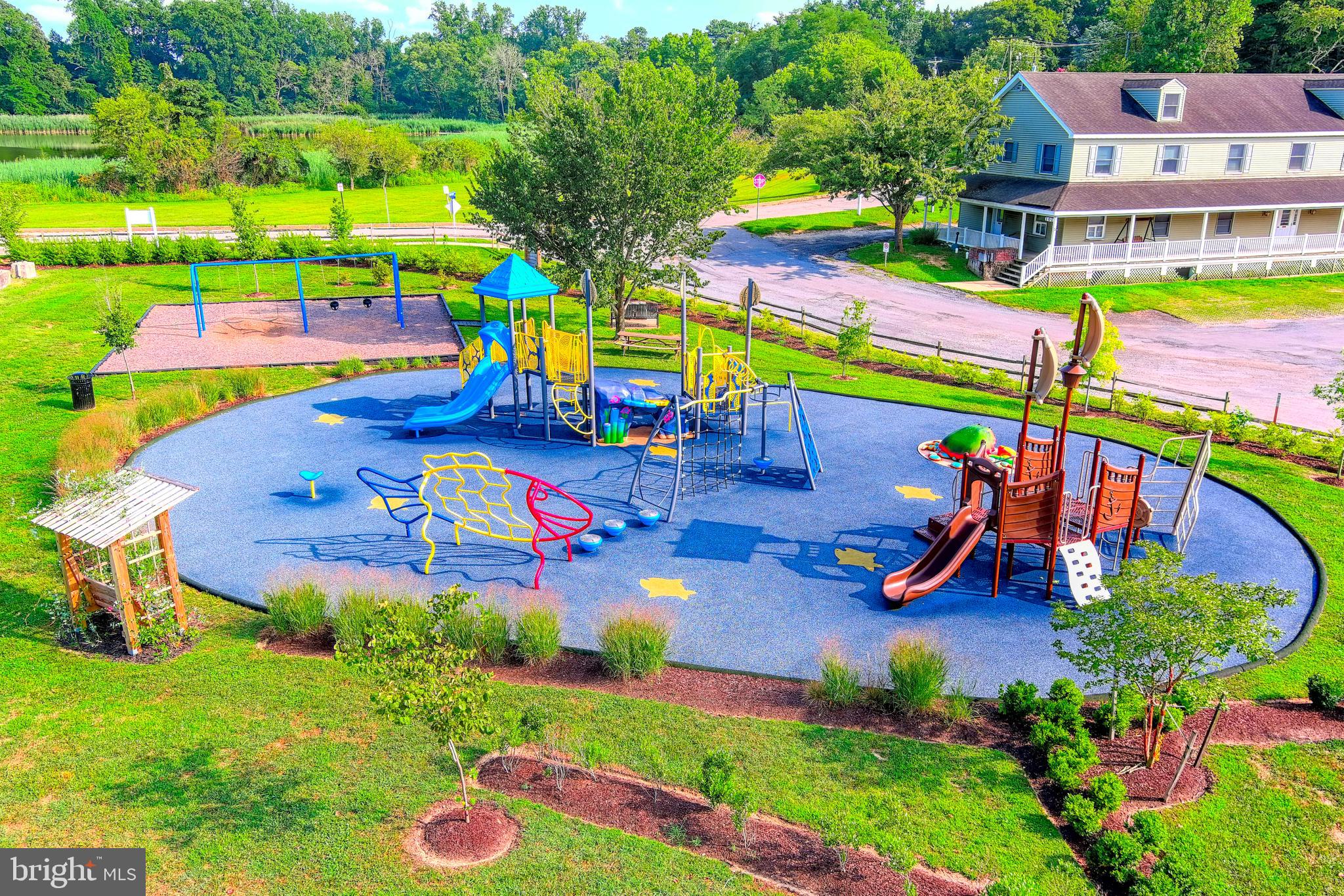 NORTH BROOK - Residential