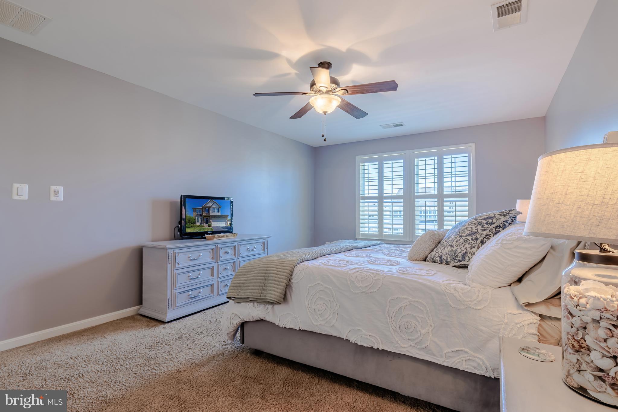 NORTH BROOK - Residential