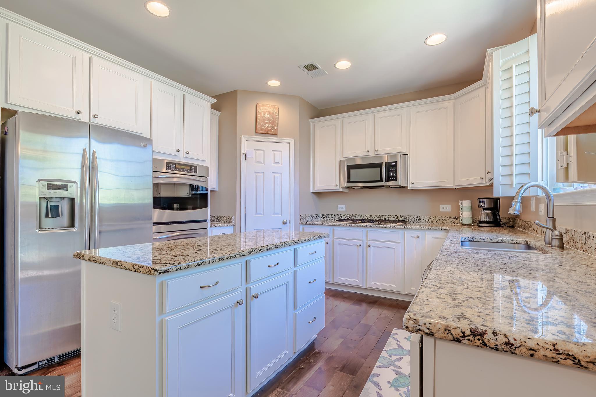 NORTH BROOK - Residential