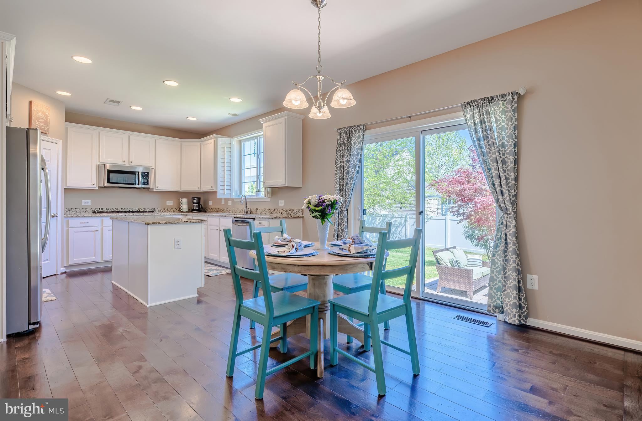 NORTH BROOK - Residential