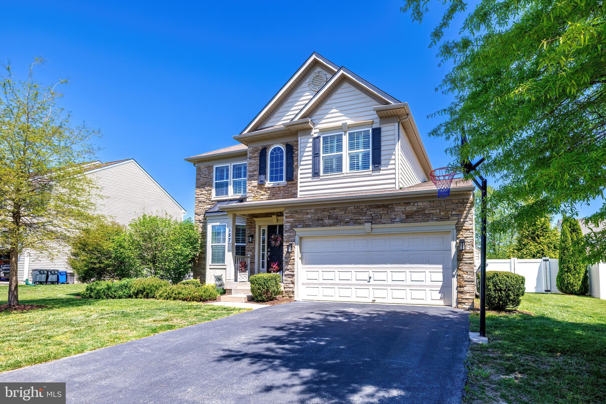 NORTH BROOK - Residential