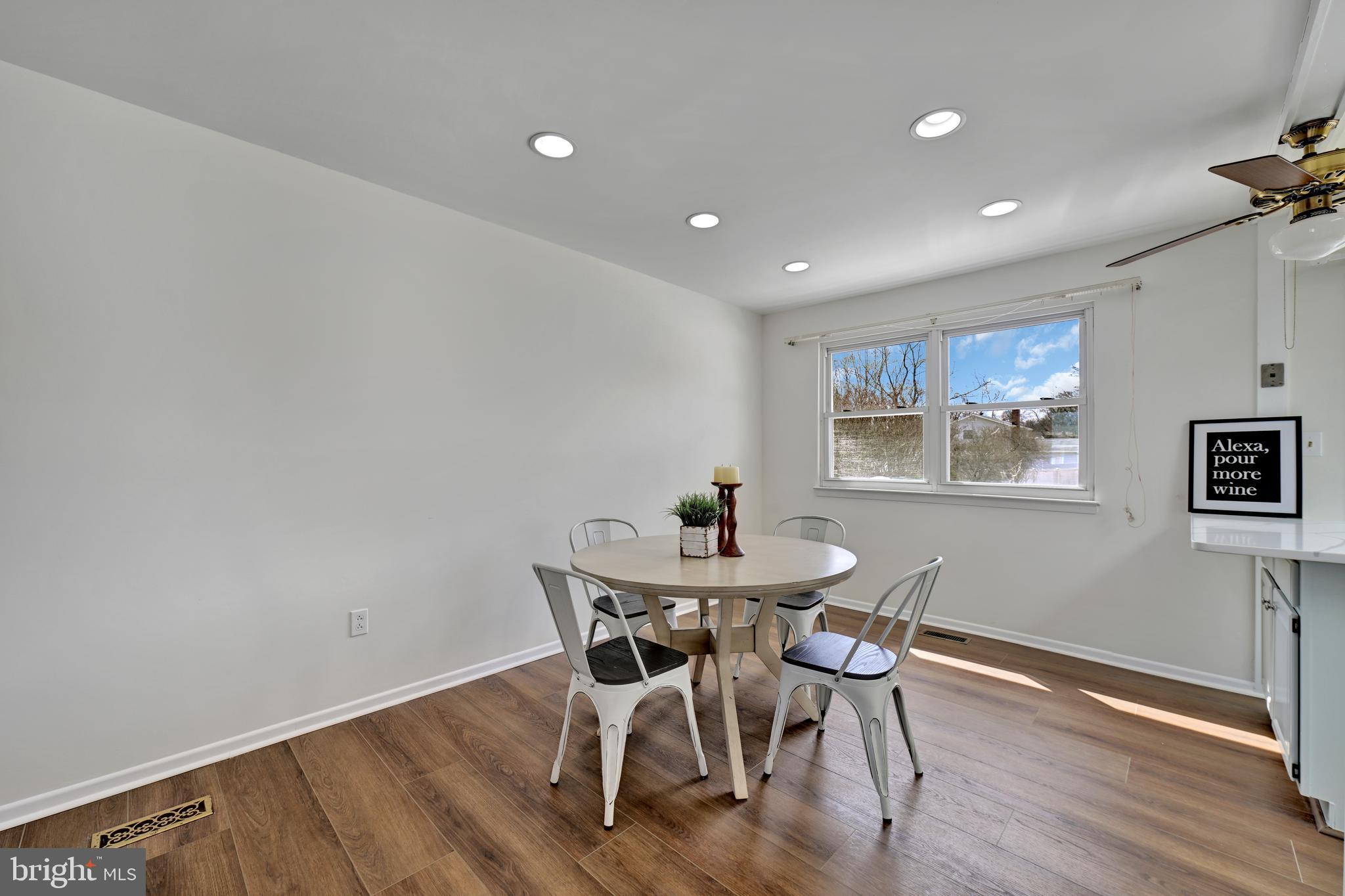 SPRIGGS COVE - Residential