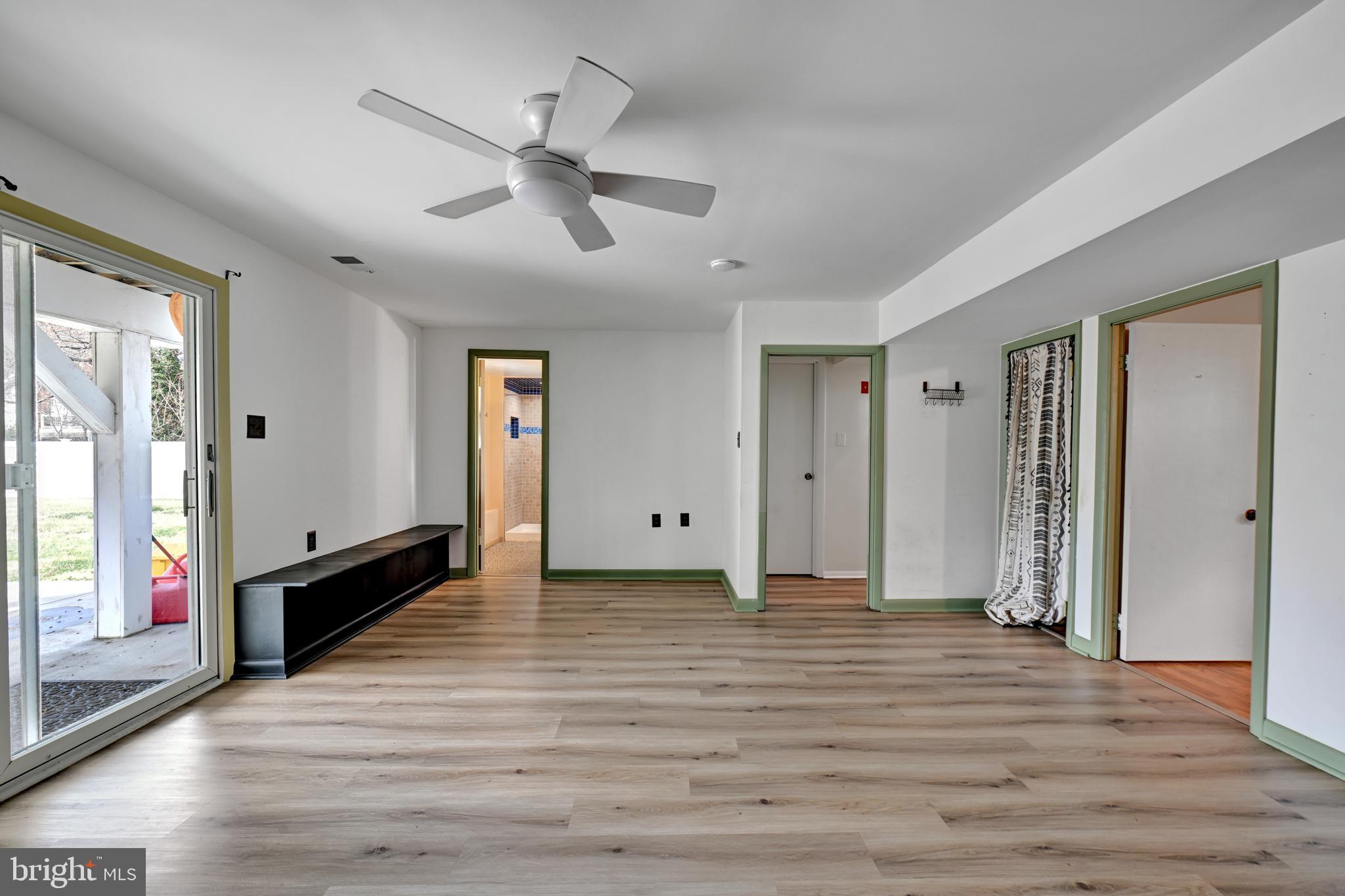 SPRIGGS COVE - Residential