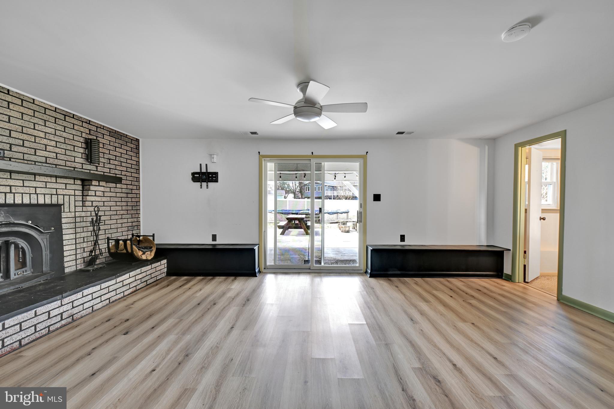 SPRIGGS COVE - Residential