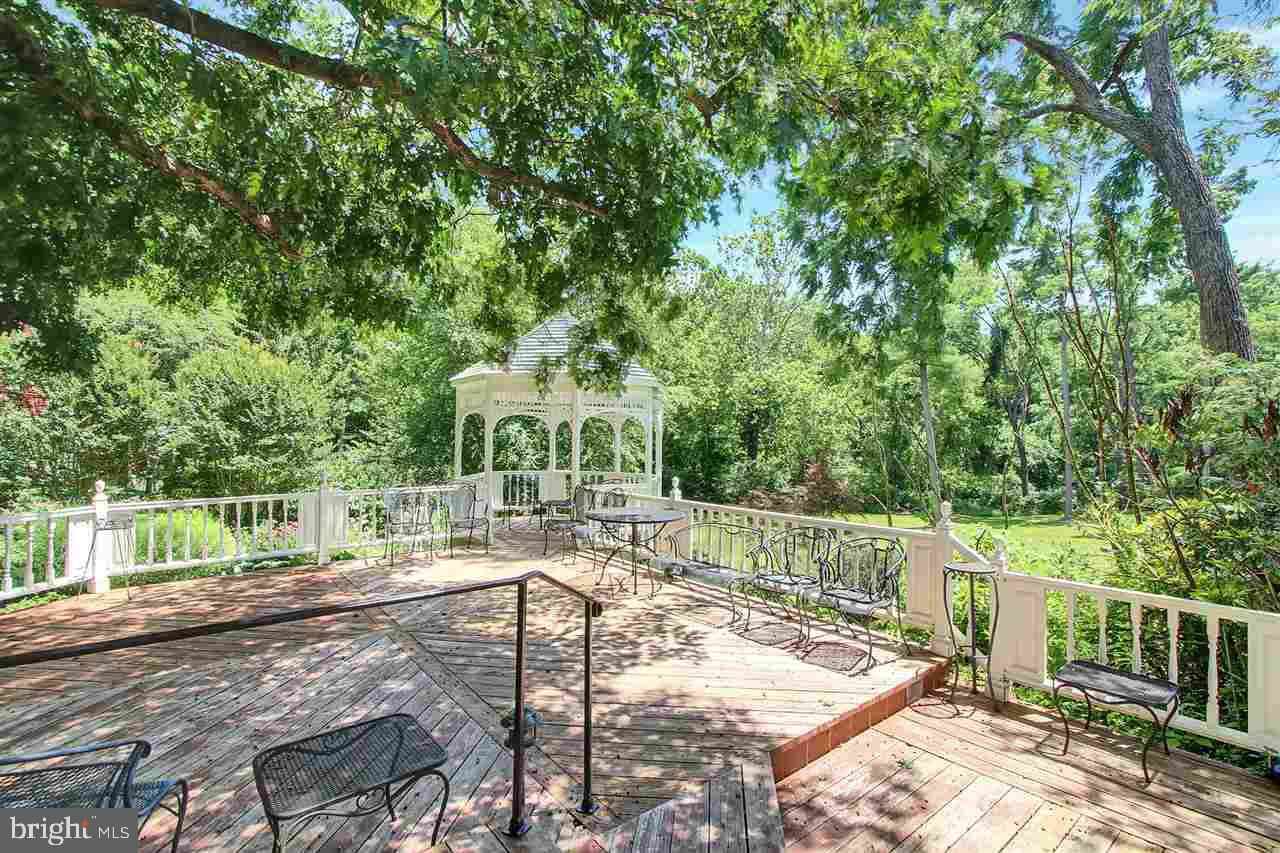 SNYDER PARK - Residential