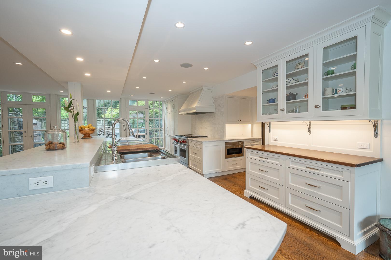 GLADWYNE - Residential