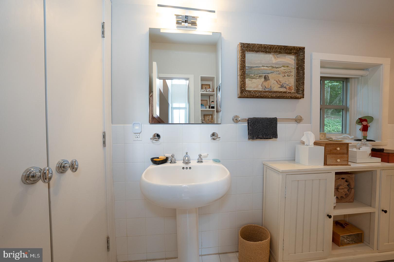 GLADWYNE - Residential