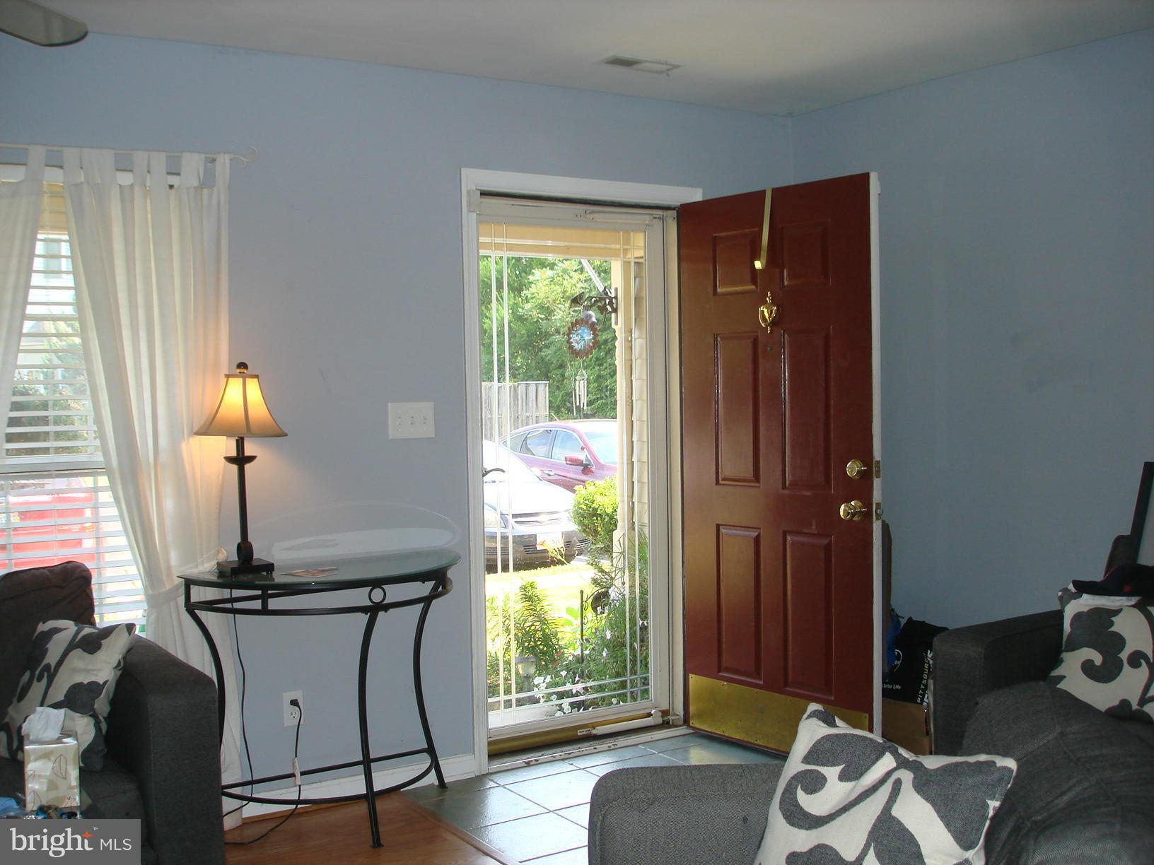 FAIRVIEW COMMONS - Residential Lease