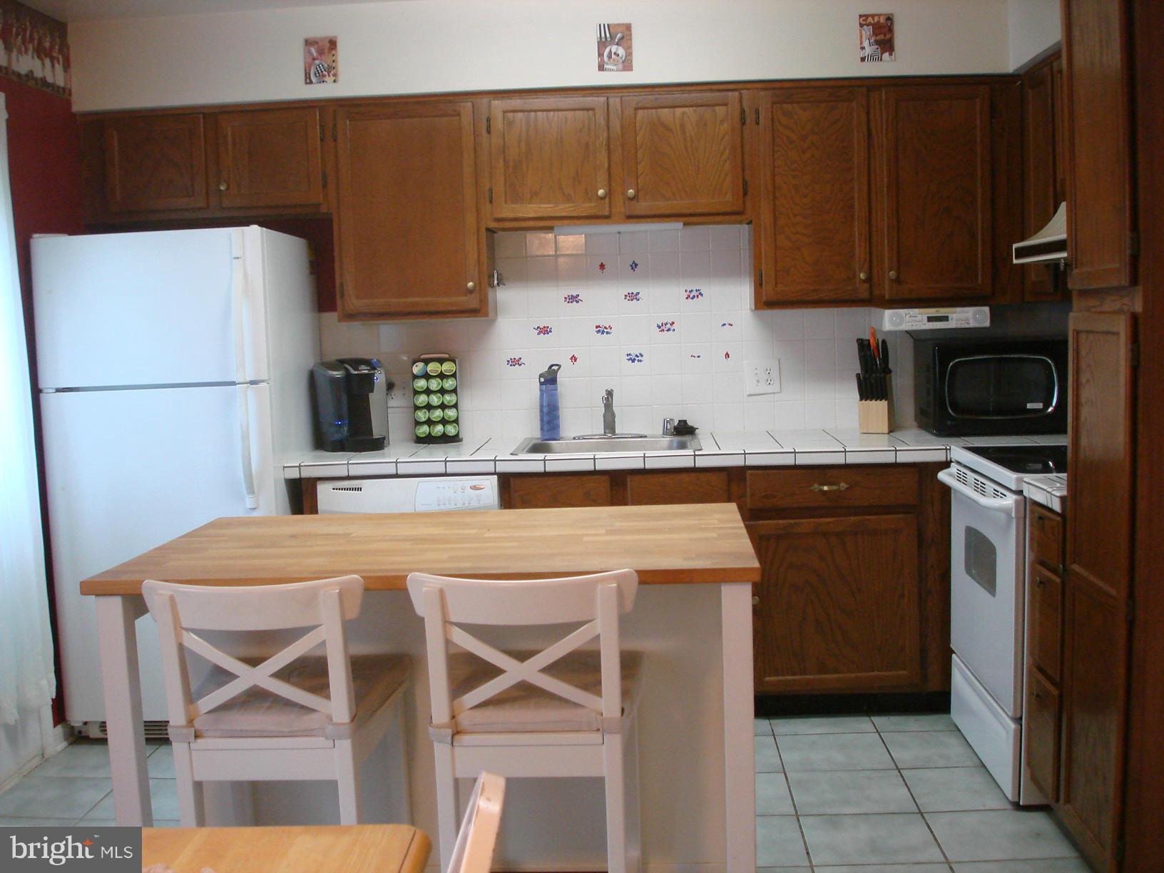 FAIRVIEW COMMONS - Residential Lease