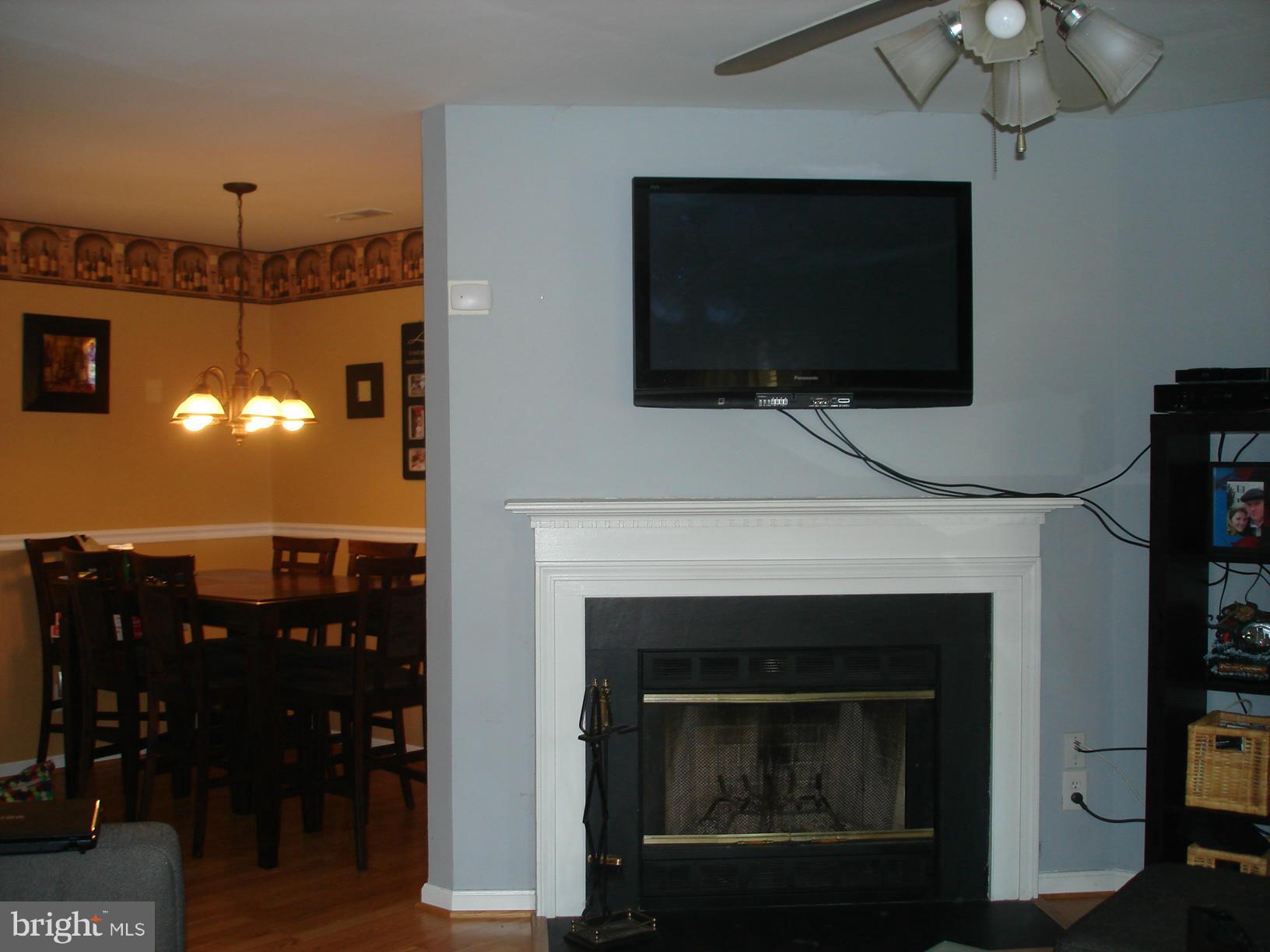 FAIRVIEW COMMONS - Residential Lease