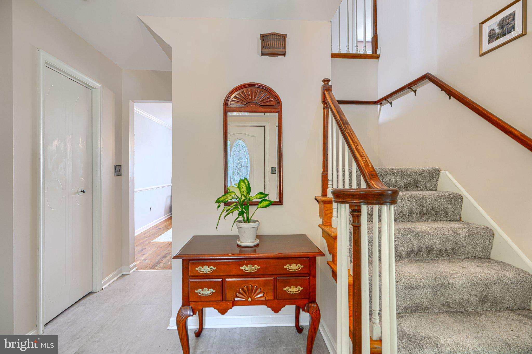 6 FIREOAK COURT
