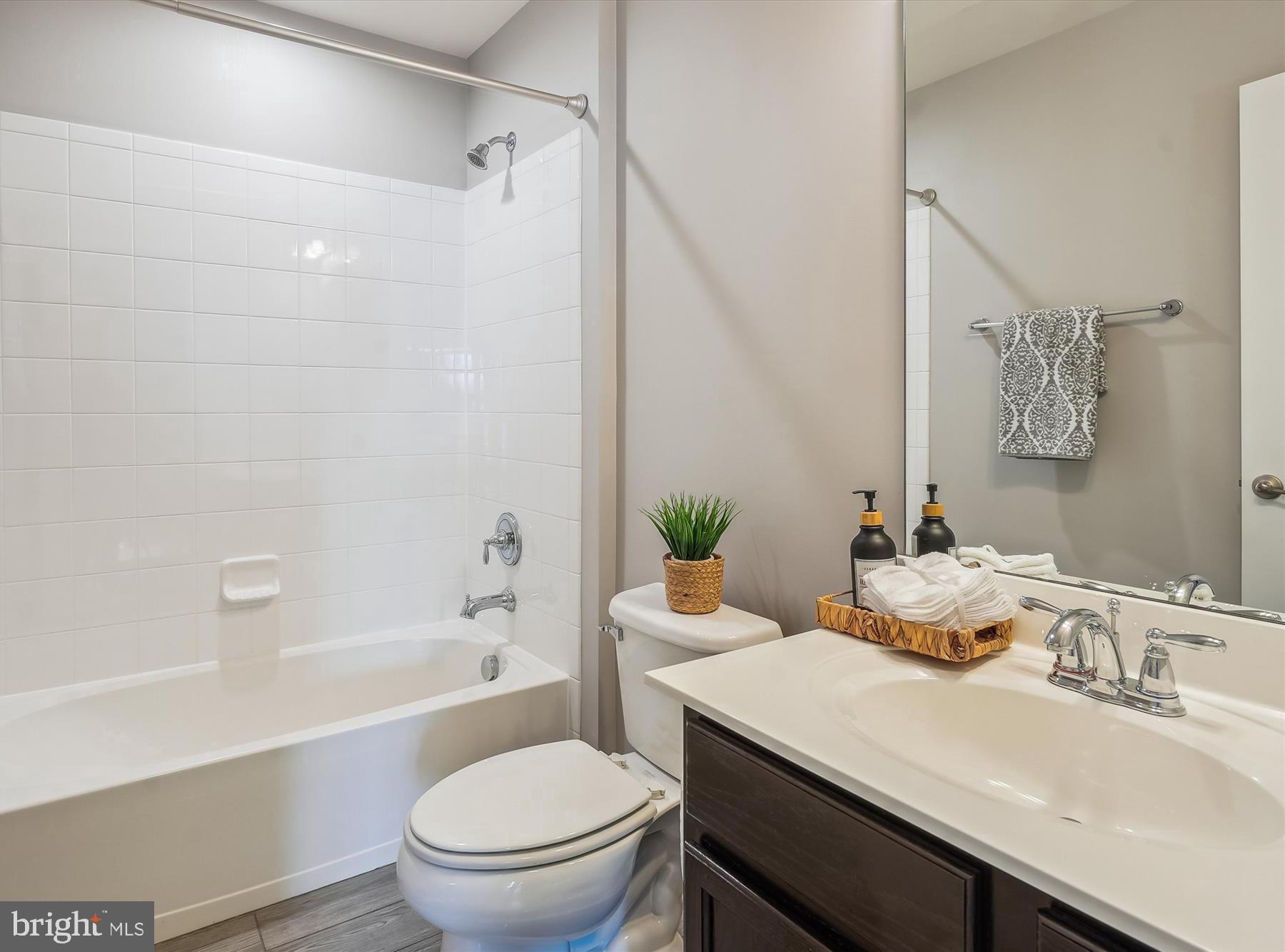 STAFFORD LANDING - Residential