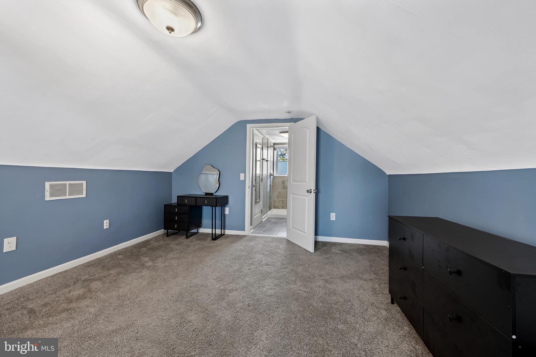 PARKVILLE - Residential