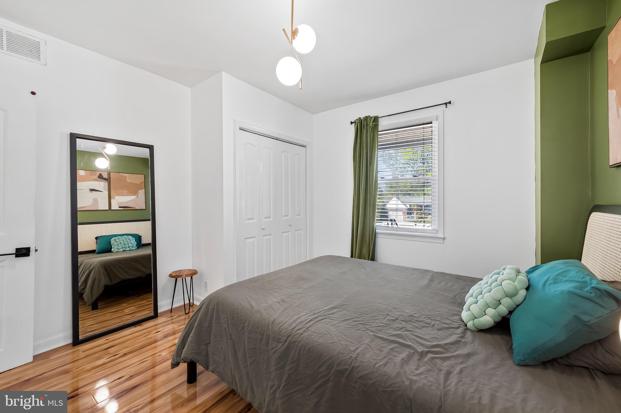 PARKVILLE - Residential