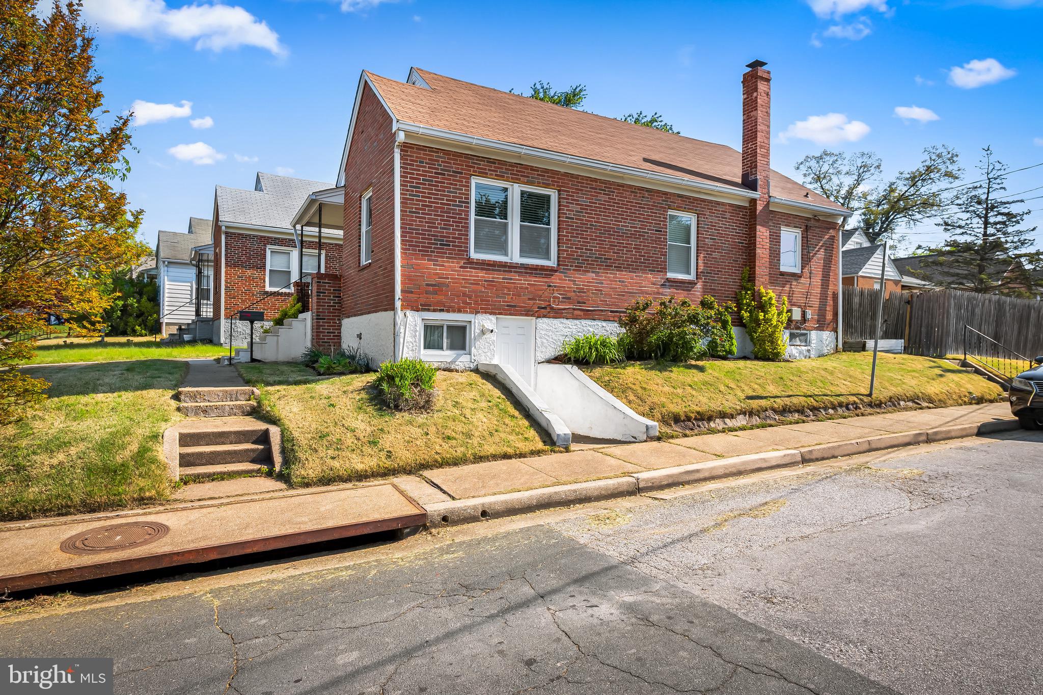 PARKVILLE - Residential