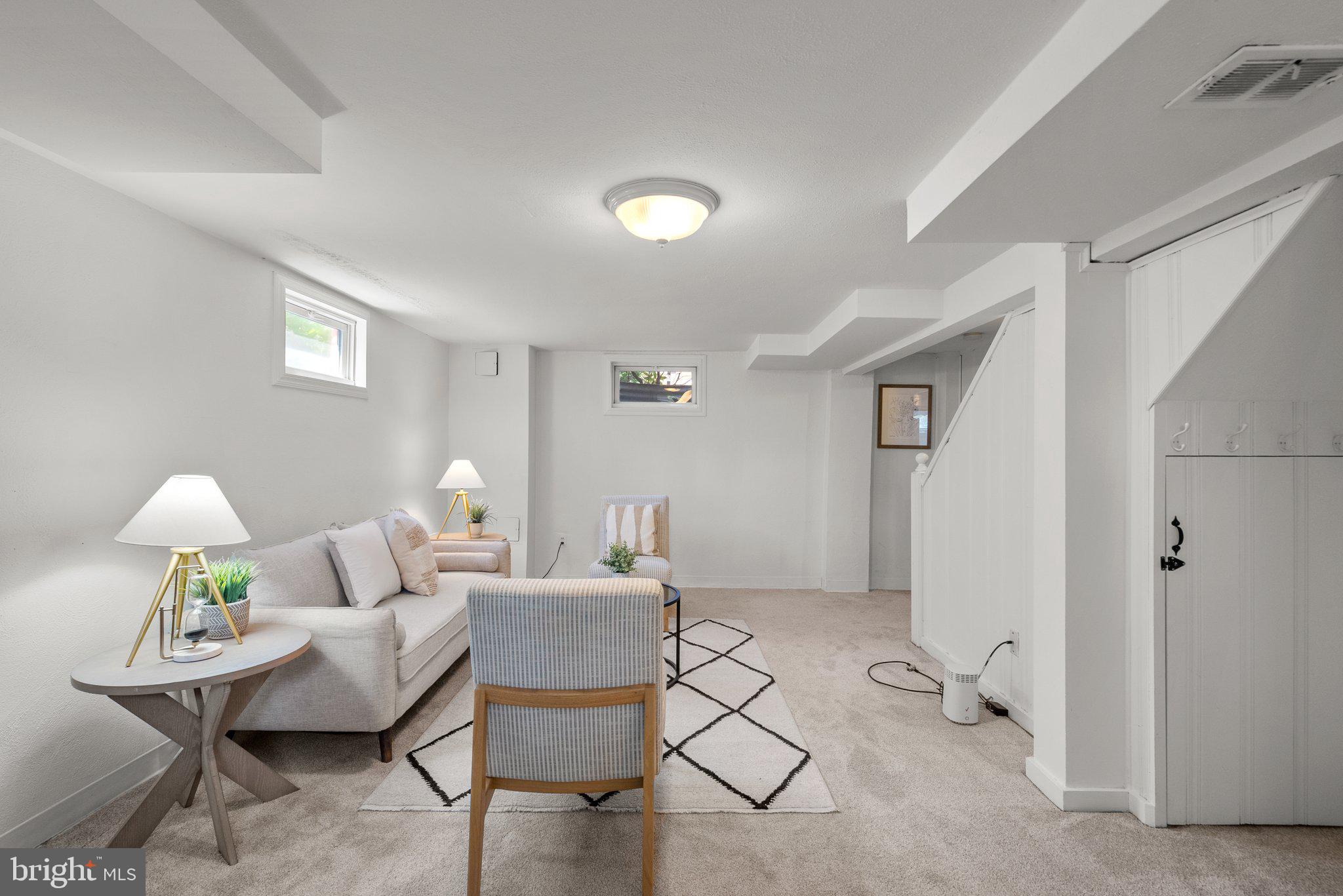 SUNSET TERRACE - Residential