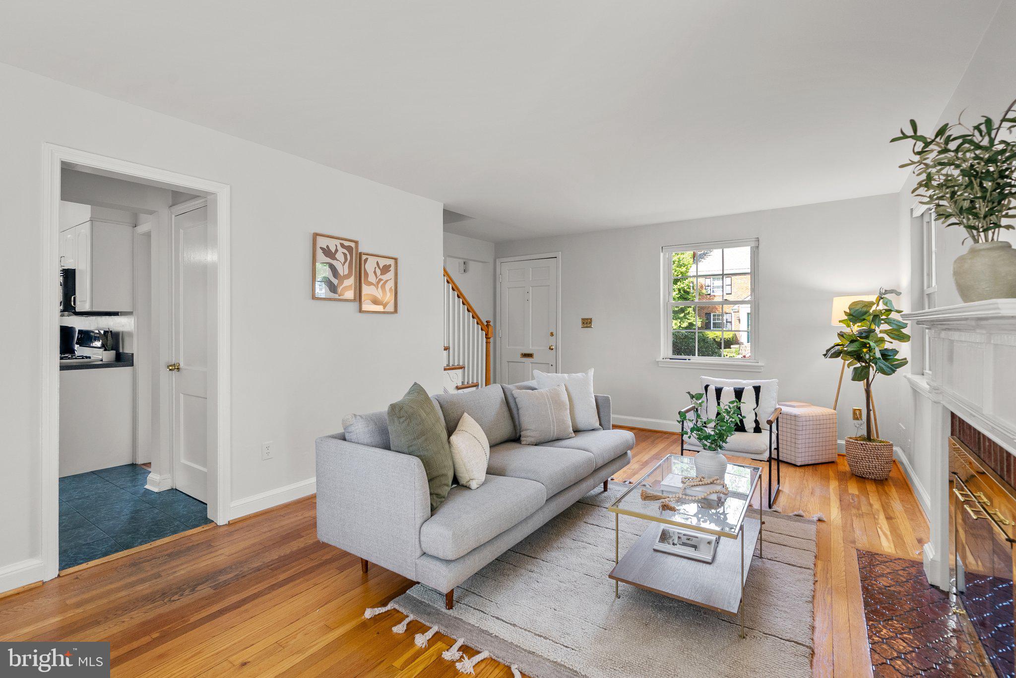 SUNSET TERRACE - Residential