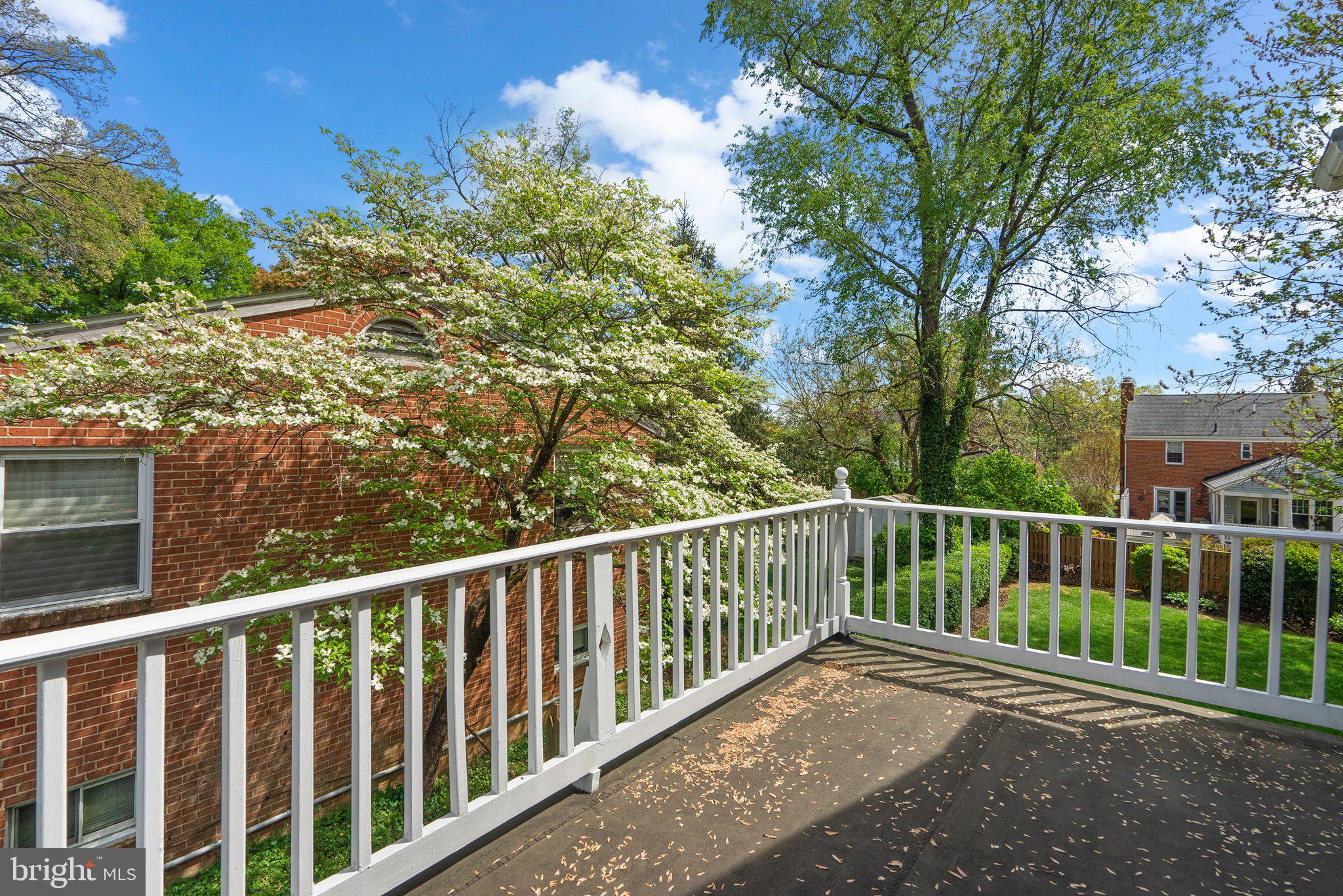 SUNSET TERRACE - Residential