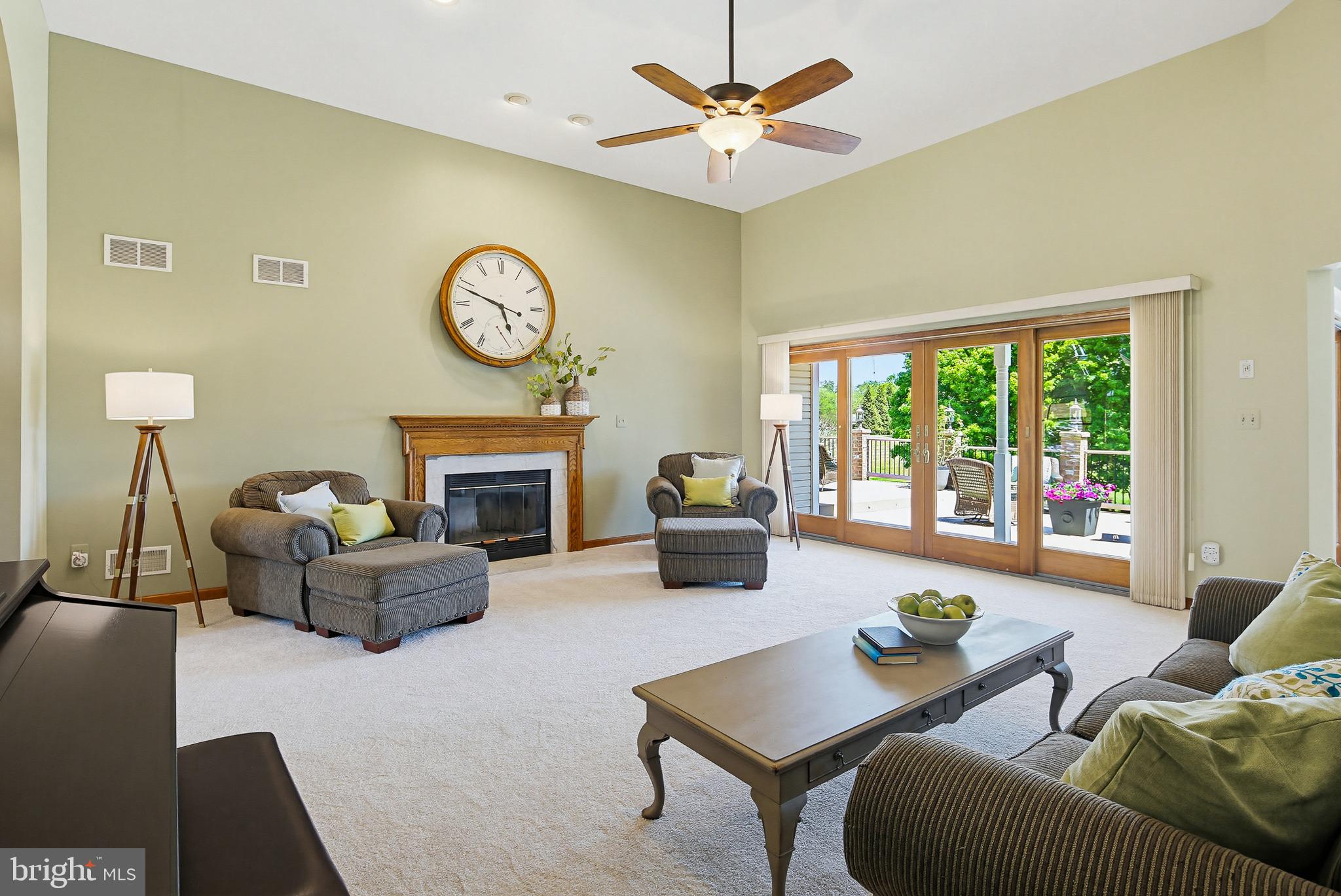 EMERALD VALLEY - Residential